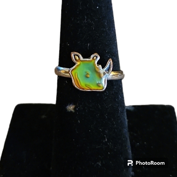 5/$25 Adjustable Rhinoceros Mood Ring - Picture 1 of 4